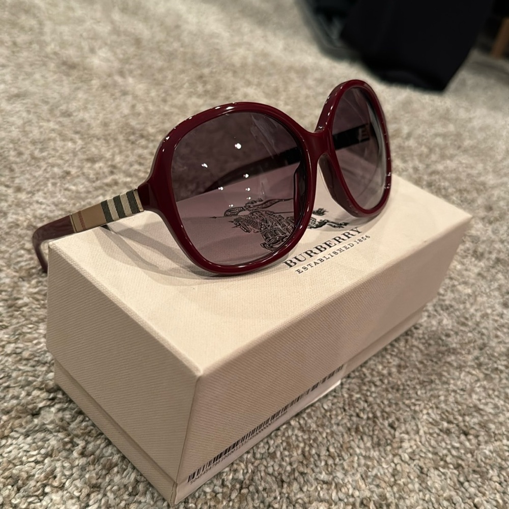 Burberry Sunglasses